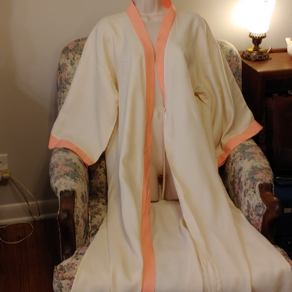 Vintage imperial garden kimono